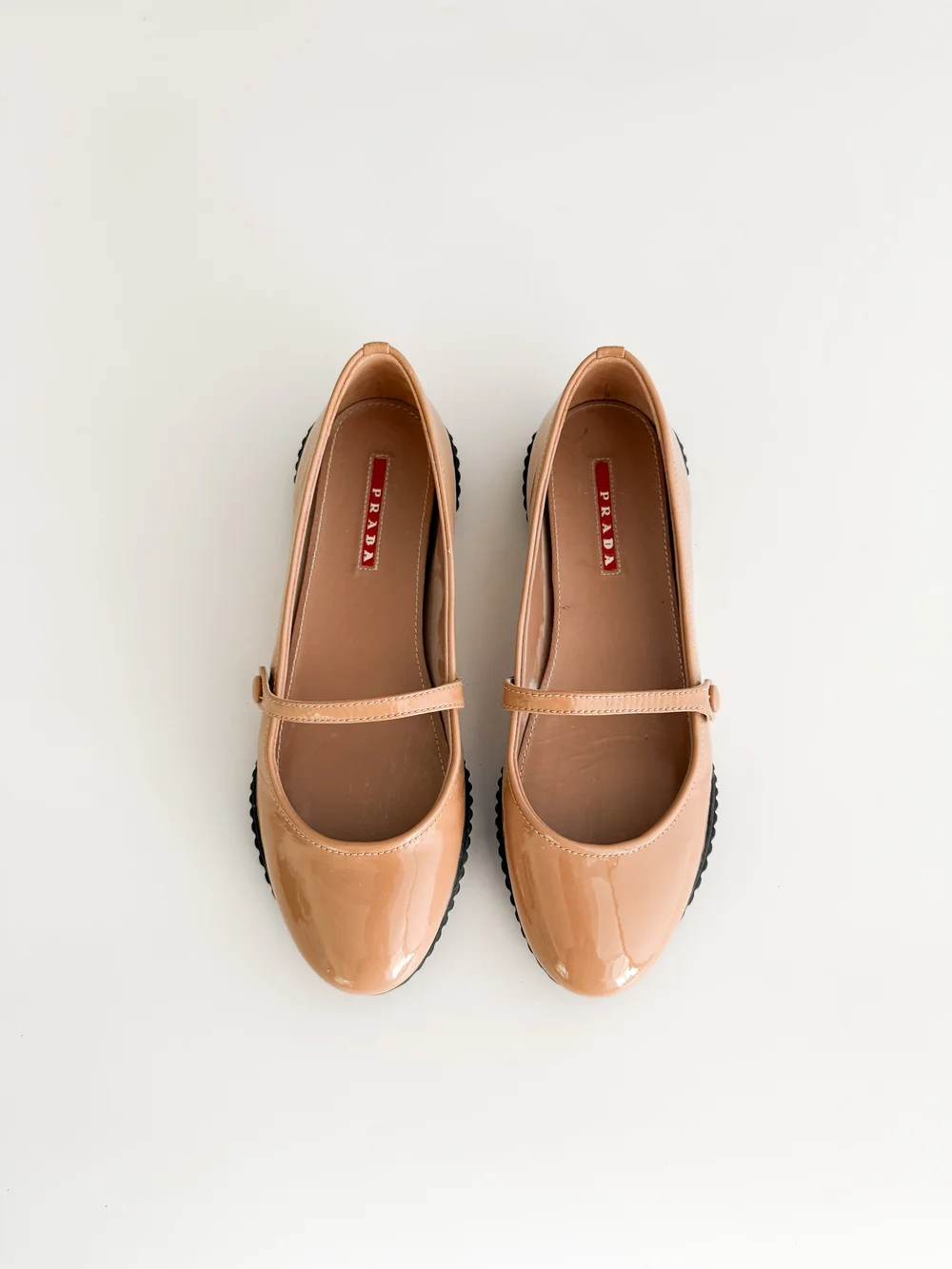 靴 PRADA SPORT Mary Jane Patent Leather Prada Vintage Sporty Patent Leather Mary Jane Flats (US 7.5